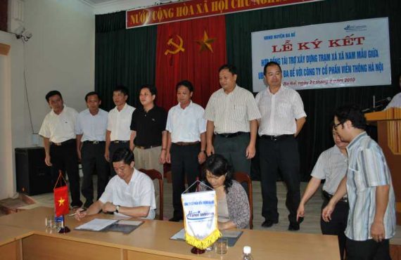 Hanoi Telecom ký kết tài trợ cho trạm xá tỉnh Bắc Kạn