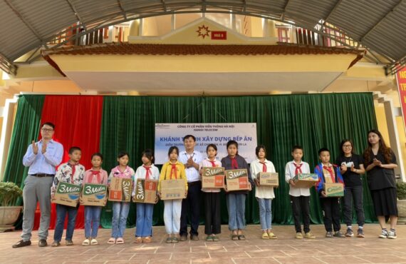 Lễ khánh thành và trao tặng Bếp ăn điểm trường mầm non Chim Vàn Bắc Yên (Sơn La)